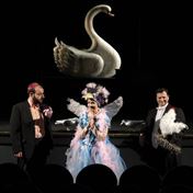 Foto: Jirka Jansch. Je úchvatná! - Miroslava Pleštilová, Jan Hrušínský, Václav Tobrman